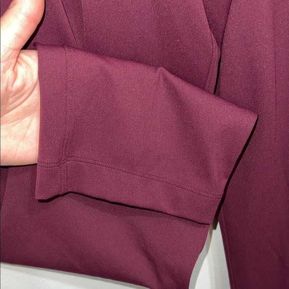 lululemon athletica Lululemon On the Fly 7/8 Pant *28" burgundy garnet cassis - Picture 8 of 8
